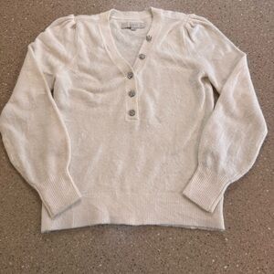LOFT White V-Neck Sweater Knit size small petite